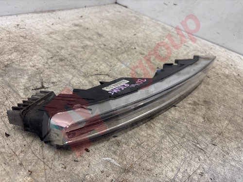 PORSCHE CAYENNE S 958 14-18 RIGHT DRIVERS SIDE O/S DAY RUNNING LIGHT
