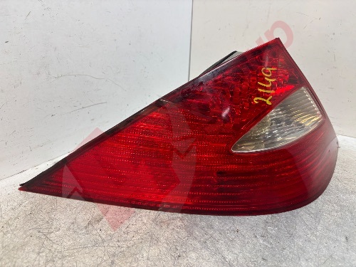 MERCEDES CLS C219 MK1 05-09 LEFT PASSENGER SIDE N/S REAR TAIL LIGHT