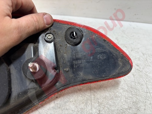 FORD S-MAX ZETEC 10-15 LEFT PASSENGER SIDE N/S REAR TAIL LIGHT *