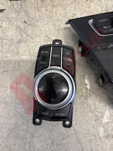 BMW X1 SDRIVE18D SE (F48) RADIO STEREO KIT 2015-19
