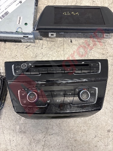 BMW X1 SDRIVE18D SE (F48) RADIO STEREO KIT 2015-19