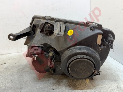 DACIA DUSTER MK1 FL 14-16 RIGHT DRIVERS SIDE O/S HEADLIGHT