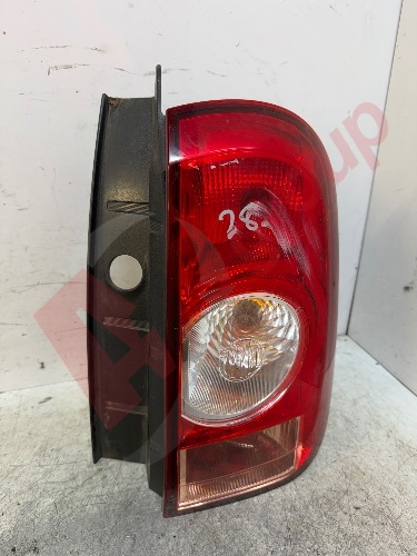 DACIA DUSTER MK1 FL 14-16 RIGHT DRIVERS SIDE O/S REAR TAIL LIGHT