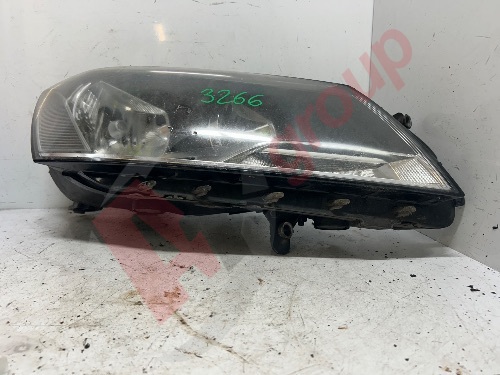 VW PASSAT B7 10-14 RIGHT SIDE HEADLIGHT 3AC941006