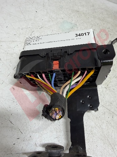 PEUGEOT 2008 MK1 16-23 FUSE BOX 9820725480