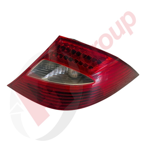 MERCEDES CLS MK1 C219 COUPE 4D 05-08 RIGHT SIDE O/S REAR TAIL LIGHT